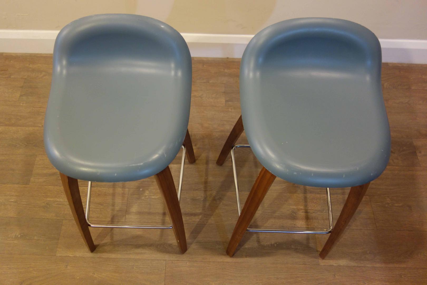 Pair of Gubi 3D barstool - Image 5