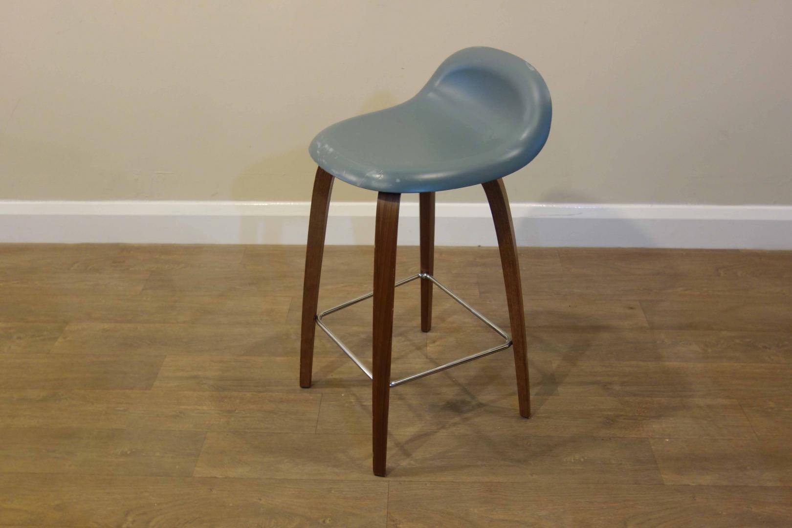 Single Gubi 3D Barstool - Image 3