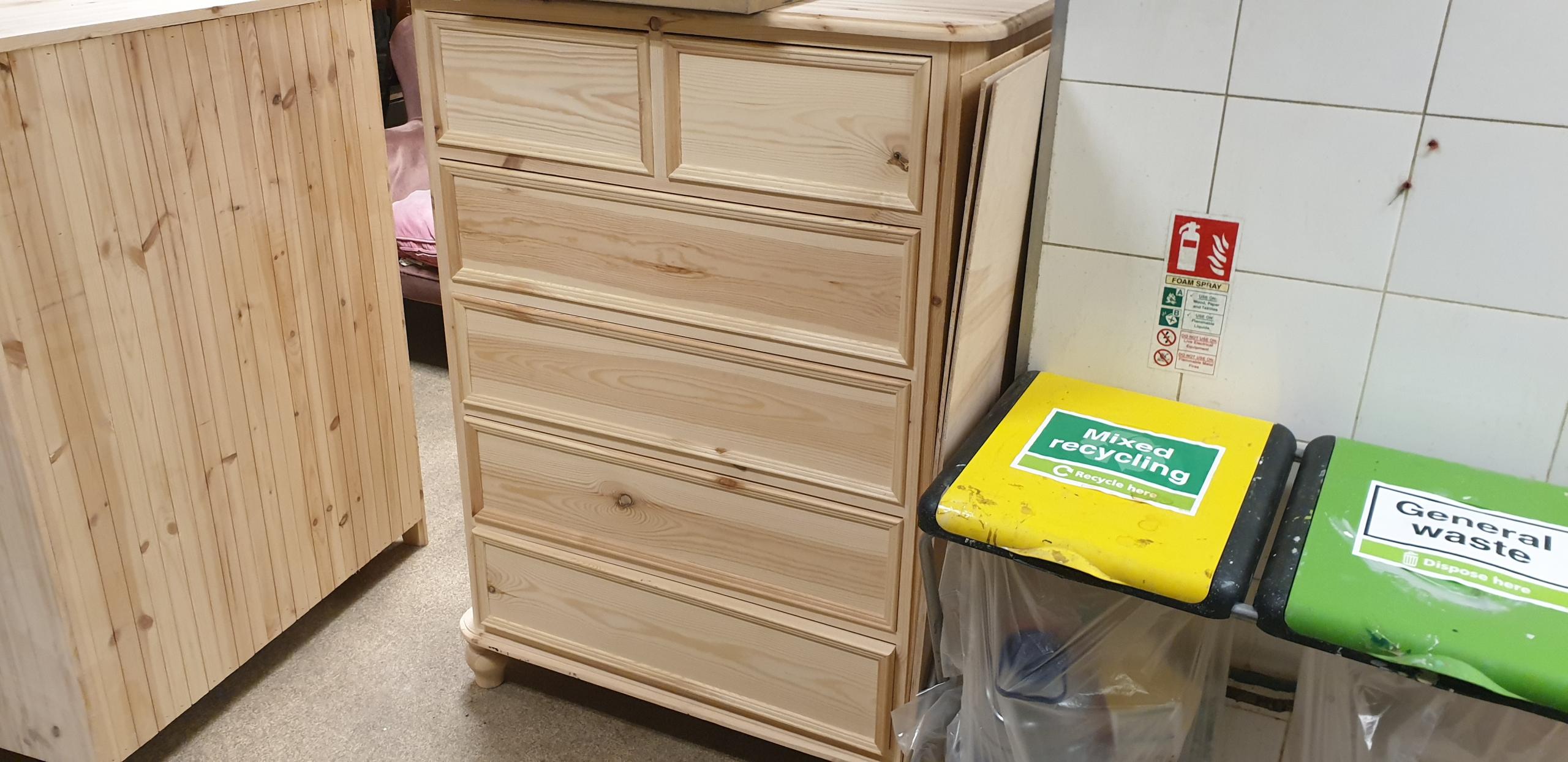 Design Your Own Chest of Drawers: Victorian
