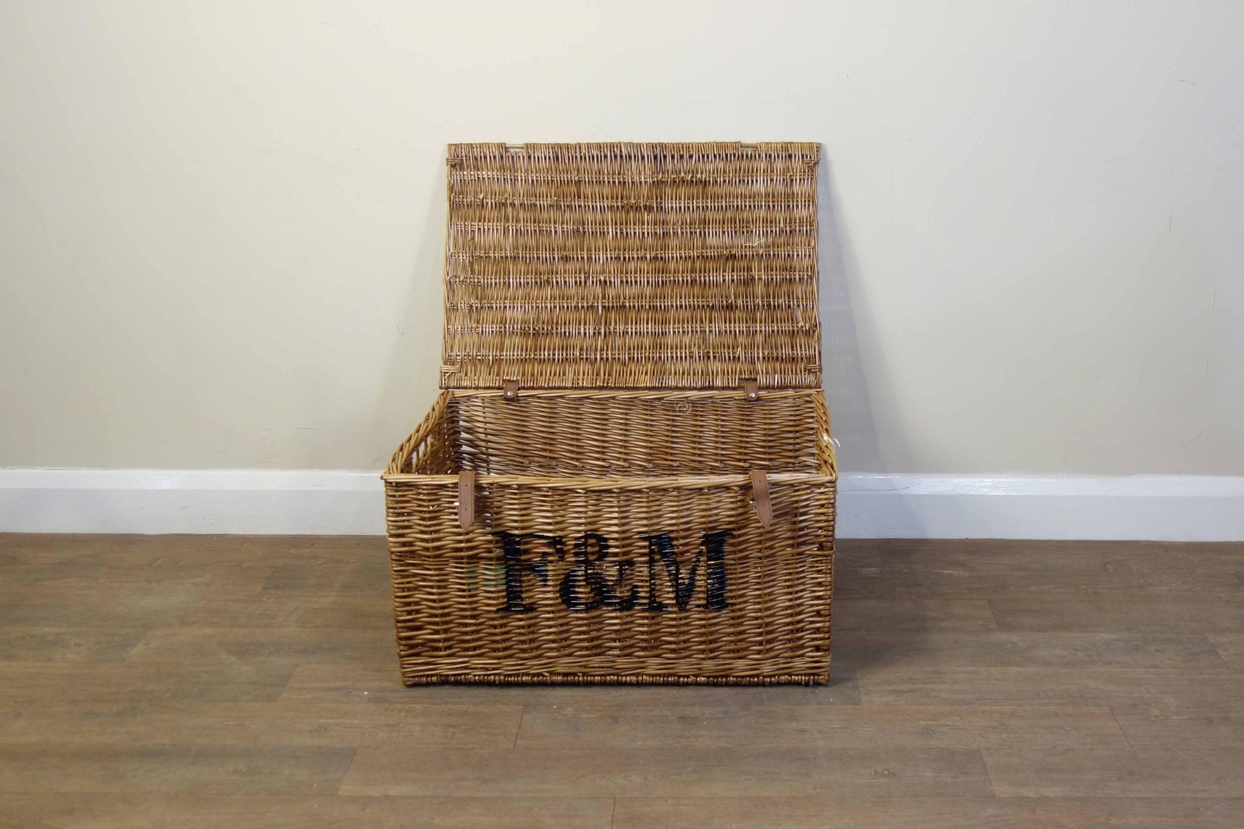 Fortnum - Image 2