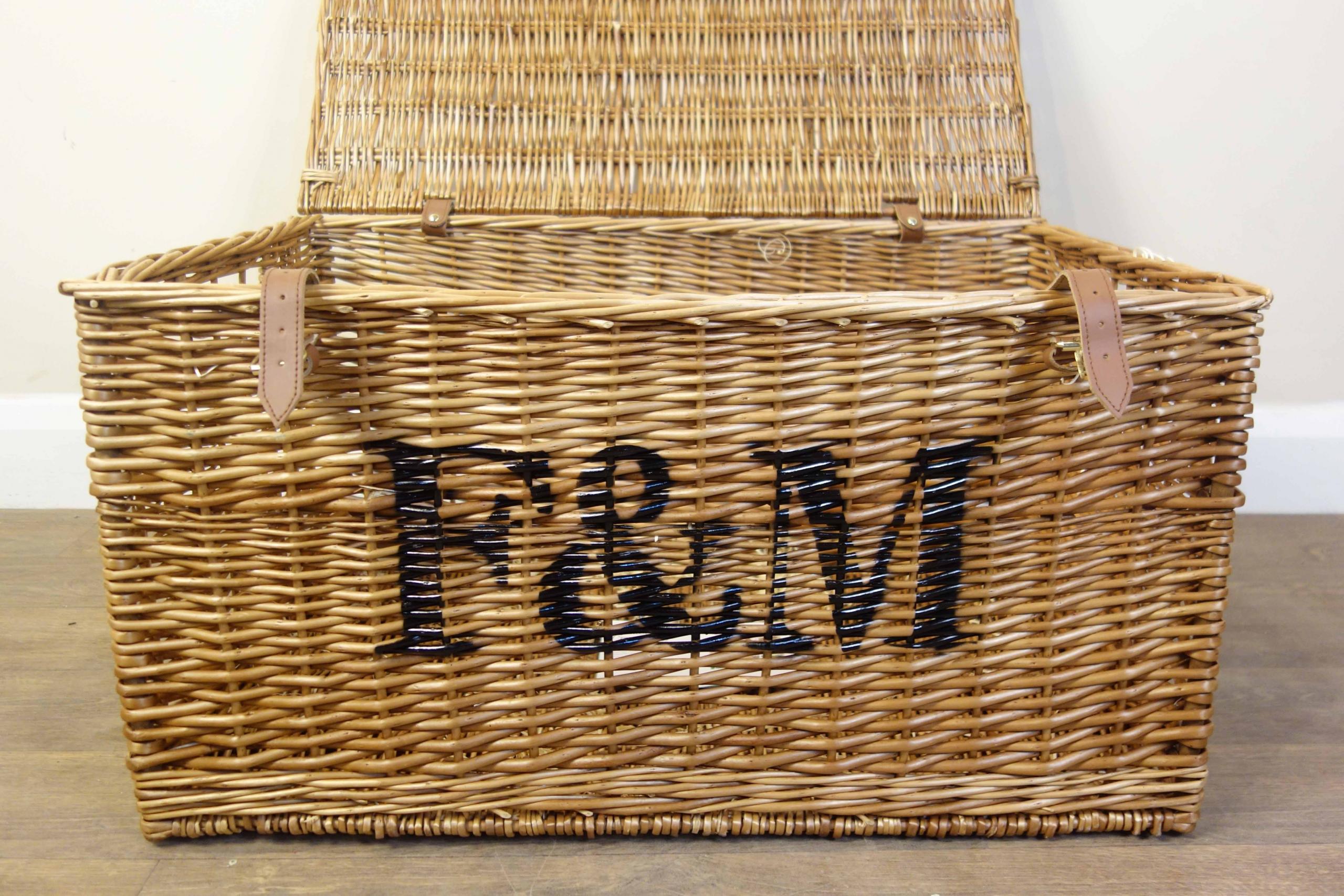 Fortnum - Image 7